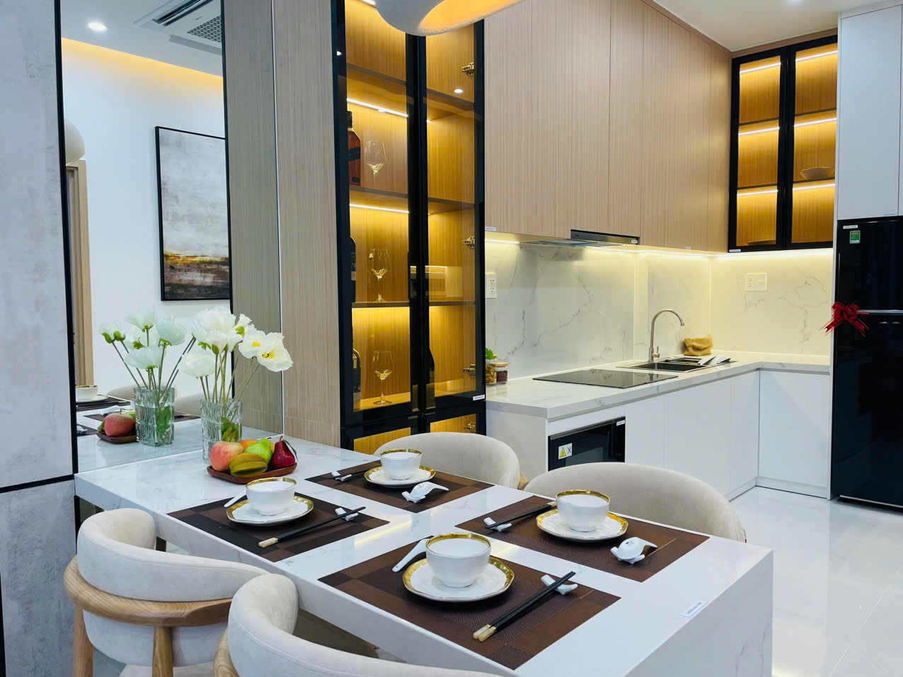 khu vực bàn ăn căn hộ Destino Centro